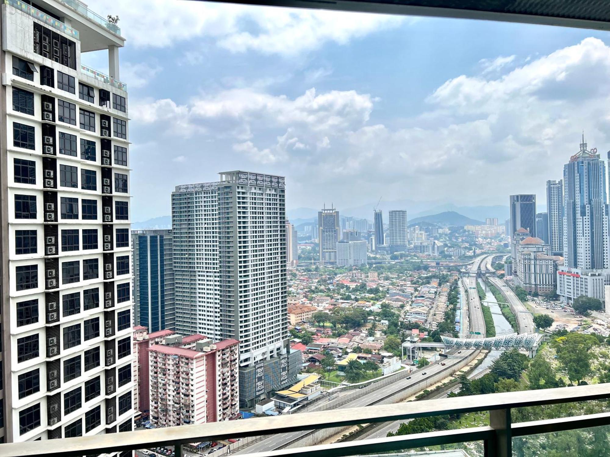 Summer Suites Klcc By Whollmark Kuala Lumpur Dış mekan fotoğraf