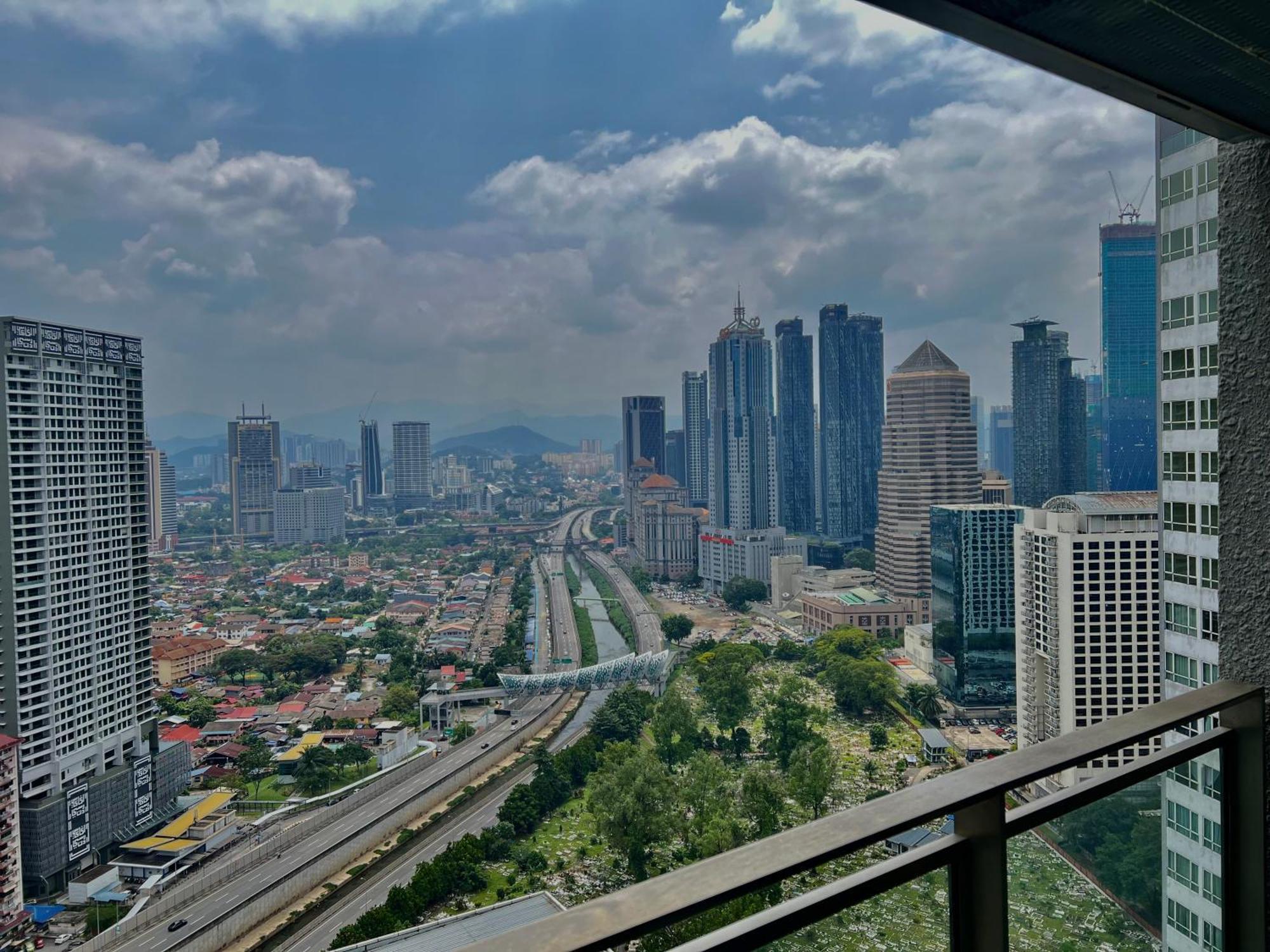 Summer Suites Klcc By Whollmark Kuala Lumpur Dış mekan fotoğraf