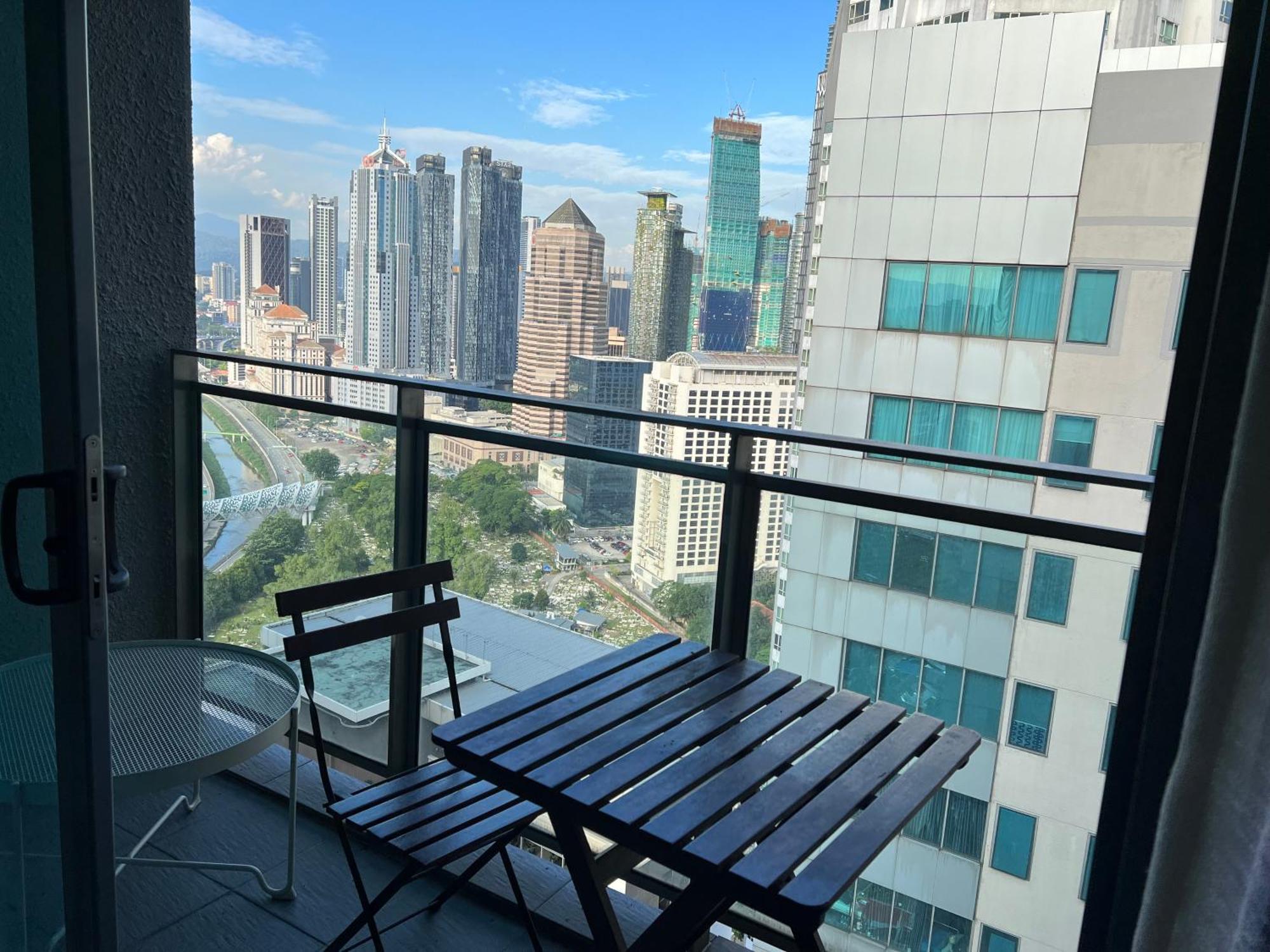 Summer Suites Klcc By Whollmark Kuala Lumpur Dış mekan fotoğraf